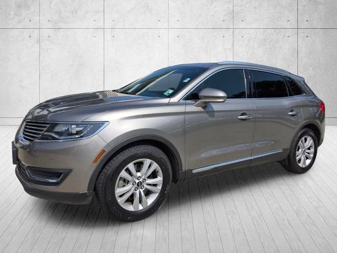 Used 2017 Lincoln MKX Premiere FWD image 1