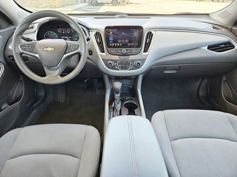 Used 2024 Chevrolet Malibu LT image 15