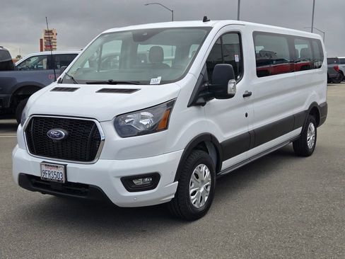 Used 2023 Ford Transit 350 XLT RWD image 3