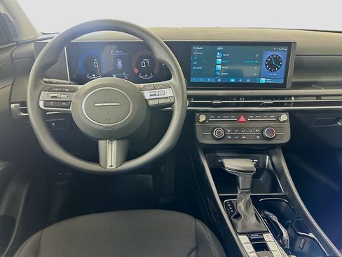 New 2026 Hyundai Tucson SE FWD image 17
