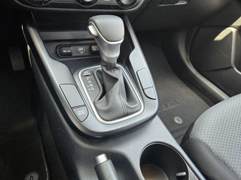 Used 2024 Kia Soul LX w/ Option Group 015 FWD image 14