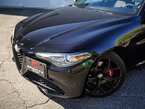 Used 2019 Alfa Romeo Giulia w/ Nero Edizione image 2