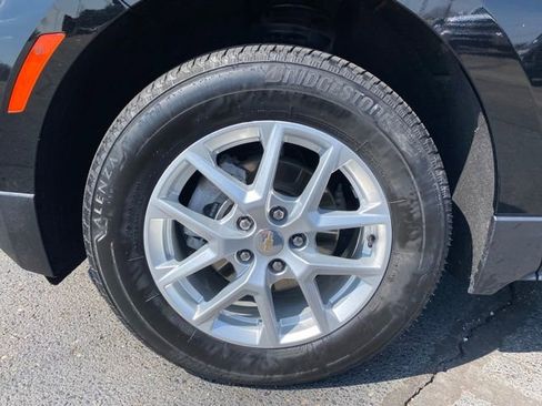 Certified 2024 Chevrolet Equinox LT w/ LPO, Floor Liner Package image 21