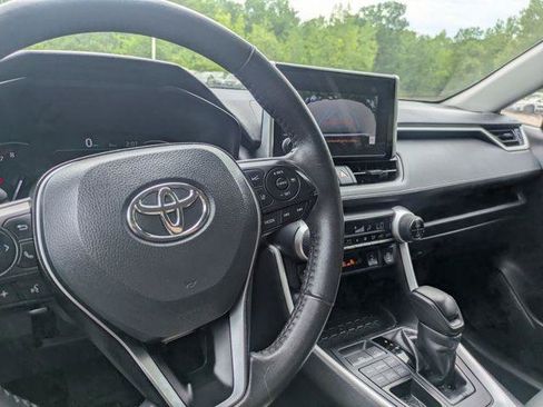 Used 2024 Toyota RAV4 XLE w/ Weather Package AWD/4WD image 35