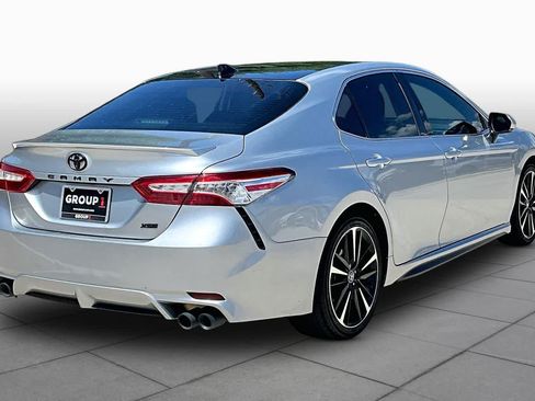 Used 2020 Toyota Camry XSE FWD image 12