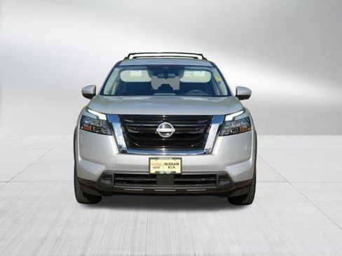 Certified 2023 Nissan Pathfinder SV AWD/4WD image 2