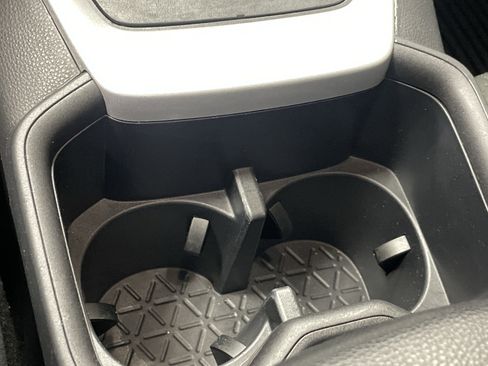 Used 2025 Toyota RAV4 LE FWD image 29