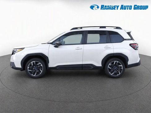 Used 2025 Subaru Forester Limited AWD/4WD image 6