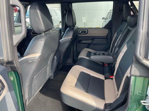 Used 2024 Ford Bronco Wildtrak AWD/4WD image 11