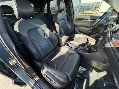 Used 2016 Audi Q3 2.0T Prestige w/ Prestige Package AWD/4WD image 12
