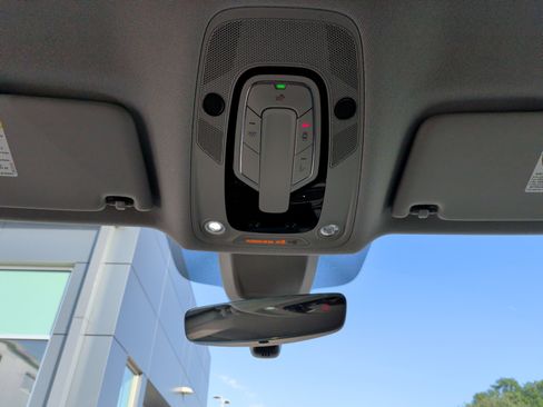 Used 2023 Audi Q5 2.0T Premium w/ Convenience Package image 26