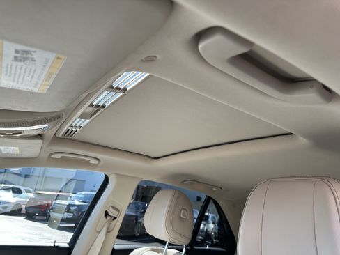 Used 2020 Mercedes-Benz GLE 350 image 18