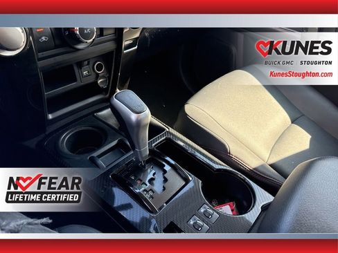 Used 2024 Toyota 4Runner TRD Off-Road Premium image 33