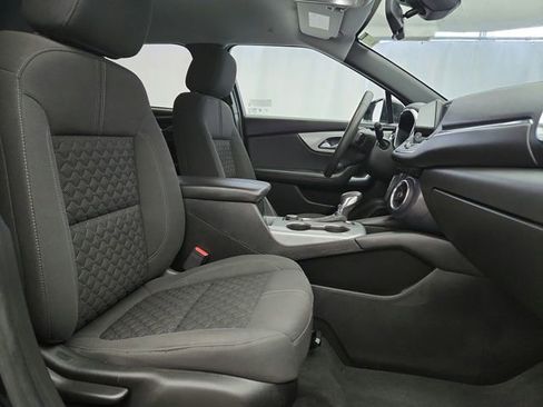 Used 2022 Chevrolet Blazer LT image 24