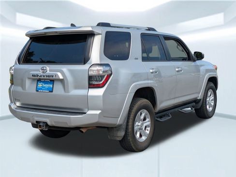 Used 2021 Toyota 4Runner SR5 image 6