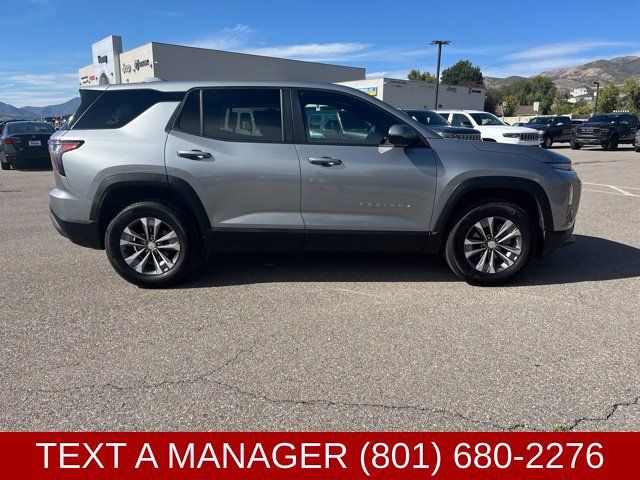 Used 2026 Chevrolet Equinox LT AWD/4WD image 2