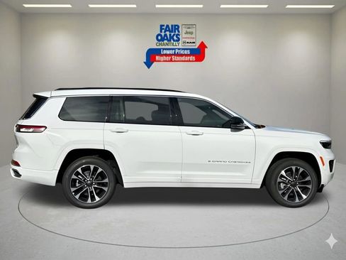 New 2025 Jeep Grand Cherokee L Overland w/ Advanced Protech Group III AWD/4WD image 5