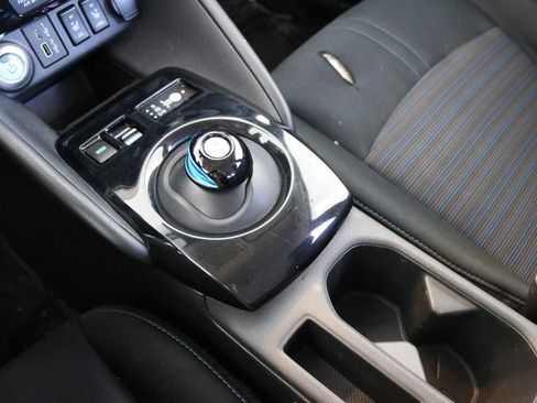 Used 2021 Nissan Leaf SV Plus image 50