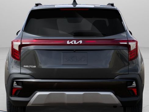 New 2026 Kia Seltos S FWD image 7