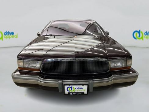 Used 1994 Buick Roadmaster Sedan RWD image 14
