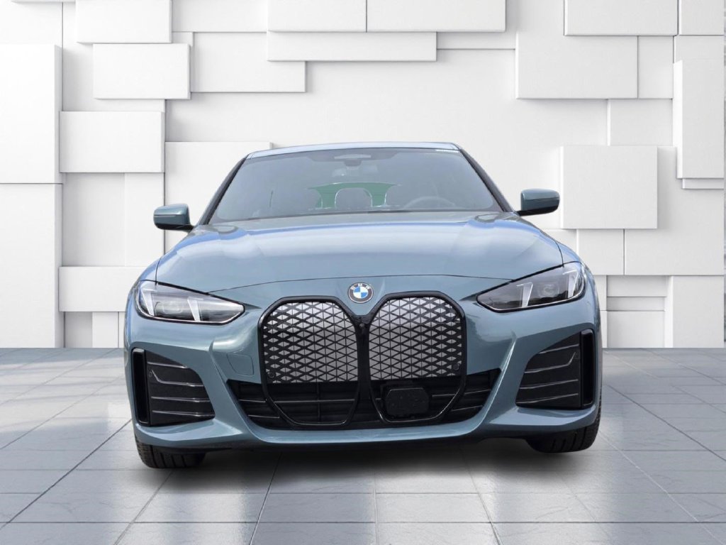 New 2026 BMW i4 xDrive40i w/ M Sport Package AWD/4WD image 2