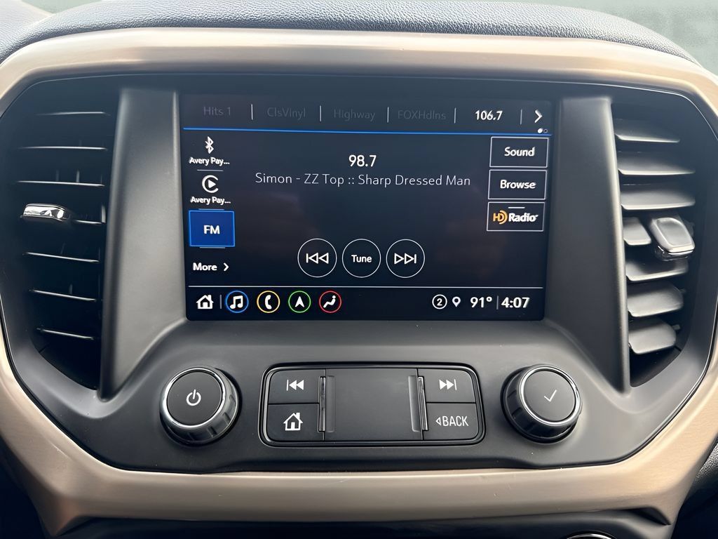 Used 2021 GMC Acadia Denali w/ Denali Technology Package FWD image 11