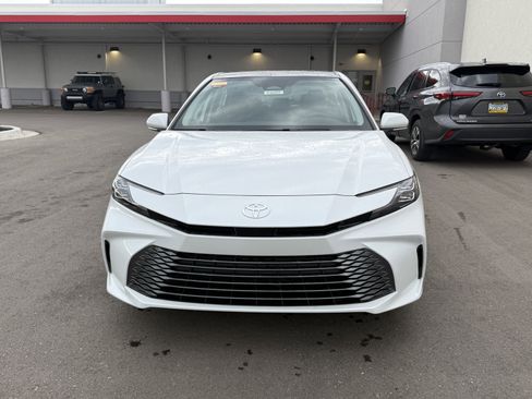 New 2026 Toyota Camry XLE AWD/4WD image 3