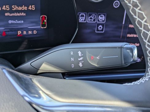 Used 2026 Chevrolet Equinox EV LT image 19