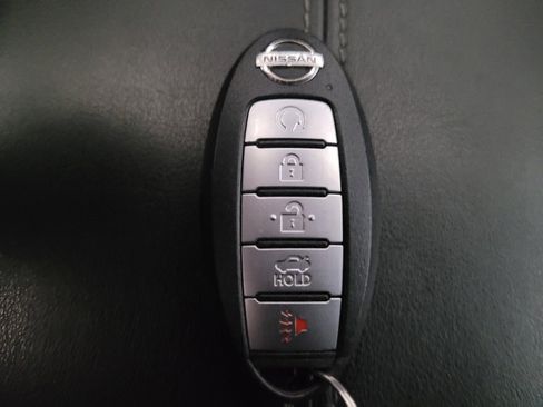 Used 2020 Nissan Sentra SV FWD image 32