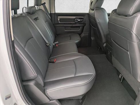 Used 2018 RAM 2500 Laramie w/ Sport Appearance Group AWD/4WD image 18