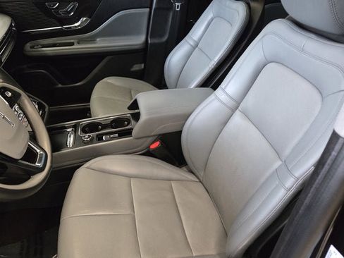 Used 2022 Lincoln Corsair Premium AWD w/ Premium Package image 23