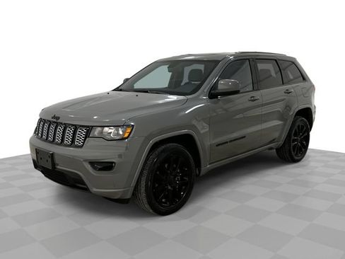 Used 2020 Jeep Grand Cherokee Altitude AWD/4WD image 1