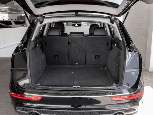 Used 2017 Audi Q5 3.0T Premium Plus w/ Technology Package AWD/4WD image 21