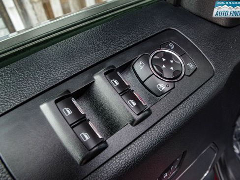 Used 2015 Ford F150 Platinum w/ Equipment Group 701A Luxury AWD/4WD image 11