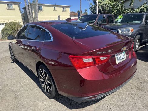 Used 2016 Chevrolet Malibu LT FWD image 4