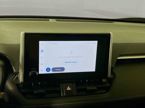 Used 2024 Toyota RAV4 LE image 15