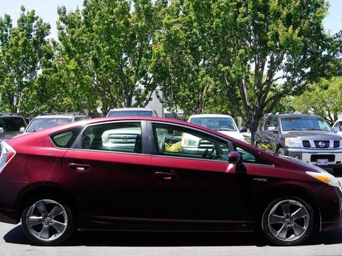 Used 2013 Toyota Prius Persona Series FWD image 10