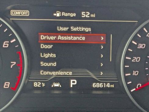 Used 2018 Kia Stinger GT1 RWD image 10