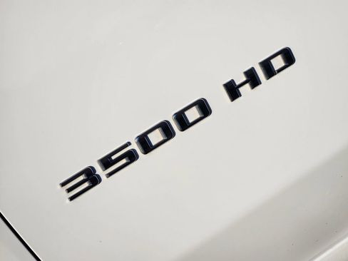 Used 2024 Chevrolet Silverado 3500 LT w/ Safety Package image 11