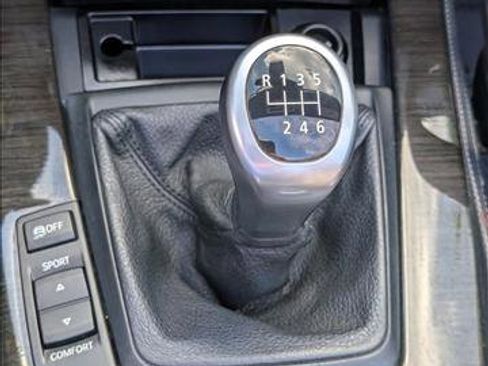 Used 2014 BMW Z4 sDrive28i image 13