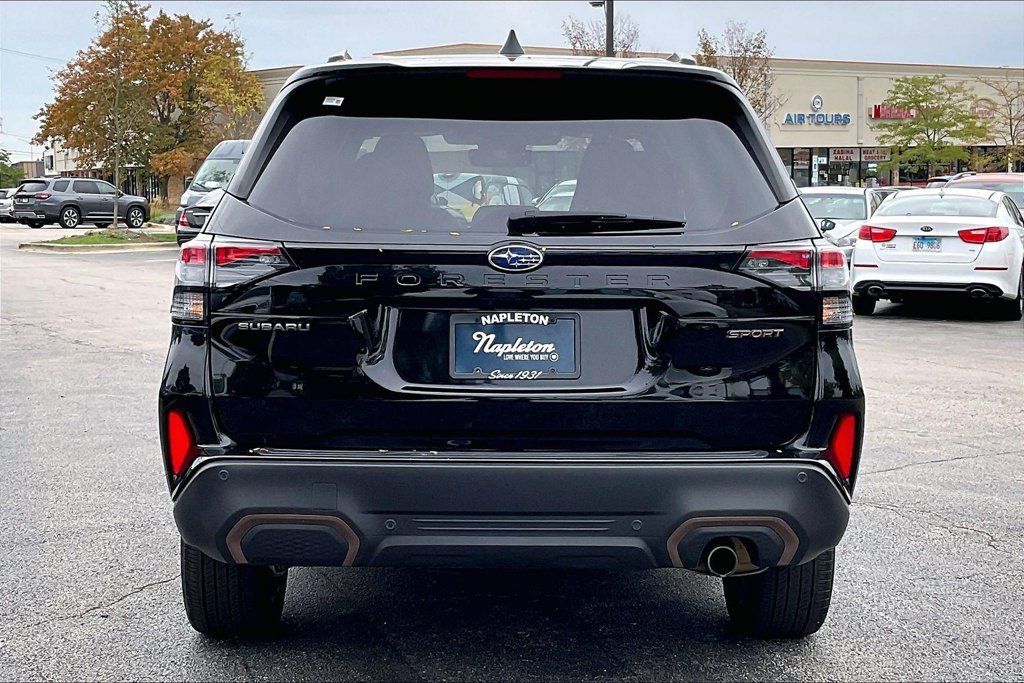 Used 2025 Subaru Forester Sport AWD/4WD image 3