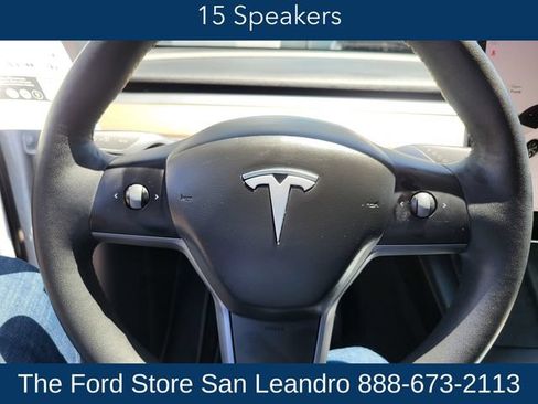 Used 2021 Tesla Model Y Long Range AWD/4WD image 17