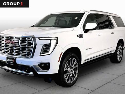 Certified 2026 GMC Yukon XL Denali w/ Sun & Power Step Package RWD image 1