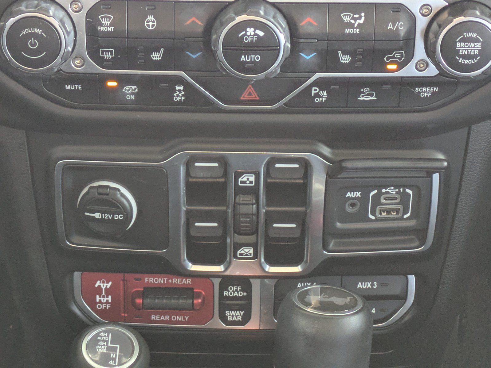 Used 2023 Jeep Wrangler Unlimited Rubicon 392 w/ Trailer Tow Package AWD/4WD image 20