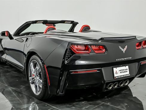 Used 2016 Chevrolet Corvette Stingray Convertible w/ 2LT Preferred Equipment Group RWD image 7