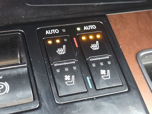 Certified 2021 Lexus RX 450hL AWD w/ Premium Package image 30