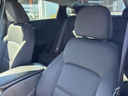 Used 2024 Chevrolet Malibu RS image 25
