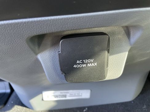 New 2026 Ford F250 XLT w/ XLT Premium Package image 23