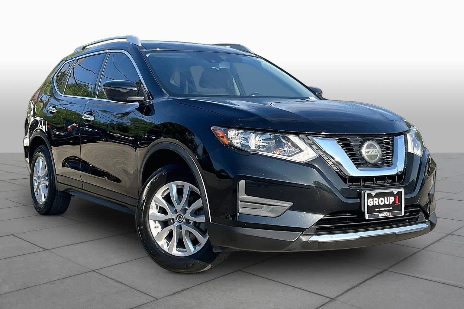 Used 2020 Nissan Rogue SV FWD image 3