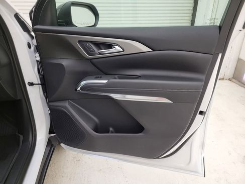 New 2026 Chevrolet Traverse LT w/ Driver Confidence Package FWD image 33